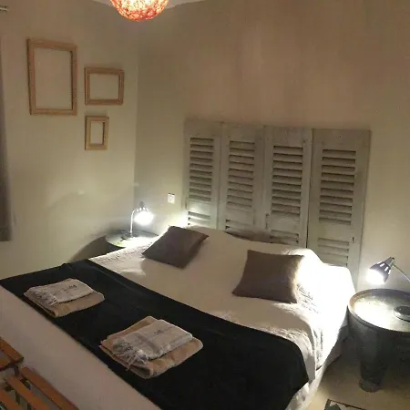 Chez Les Brocs Tatil Evi *