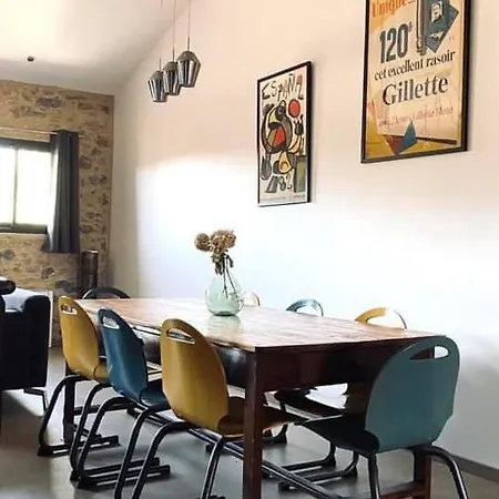 Chez Les Brocs Holiday home