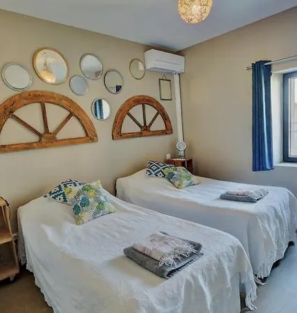 Chez Les Brocs Tatil Evi