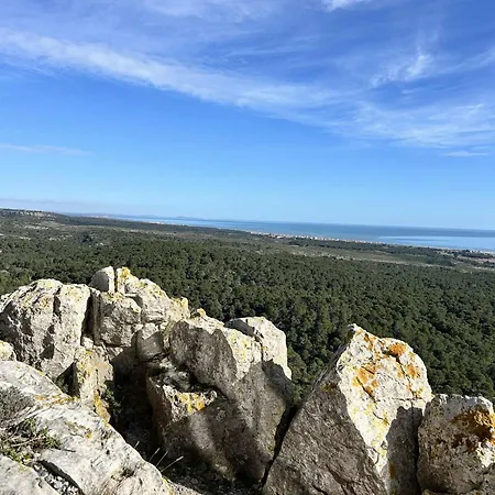 Chez Les Brocs 度假居 *