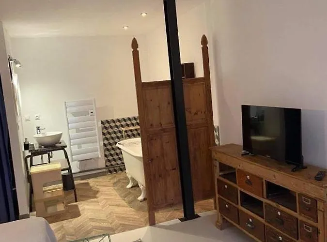 Ferienhaus Chez Les Brocs Canet (Aude)